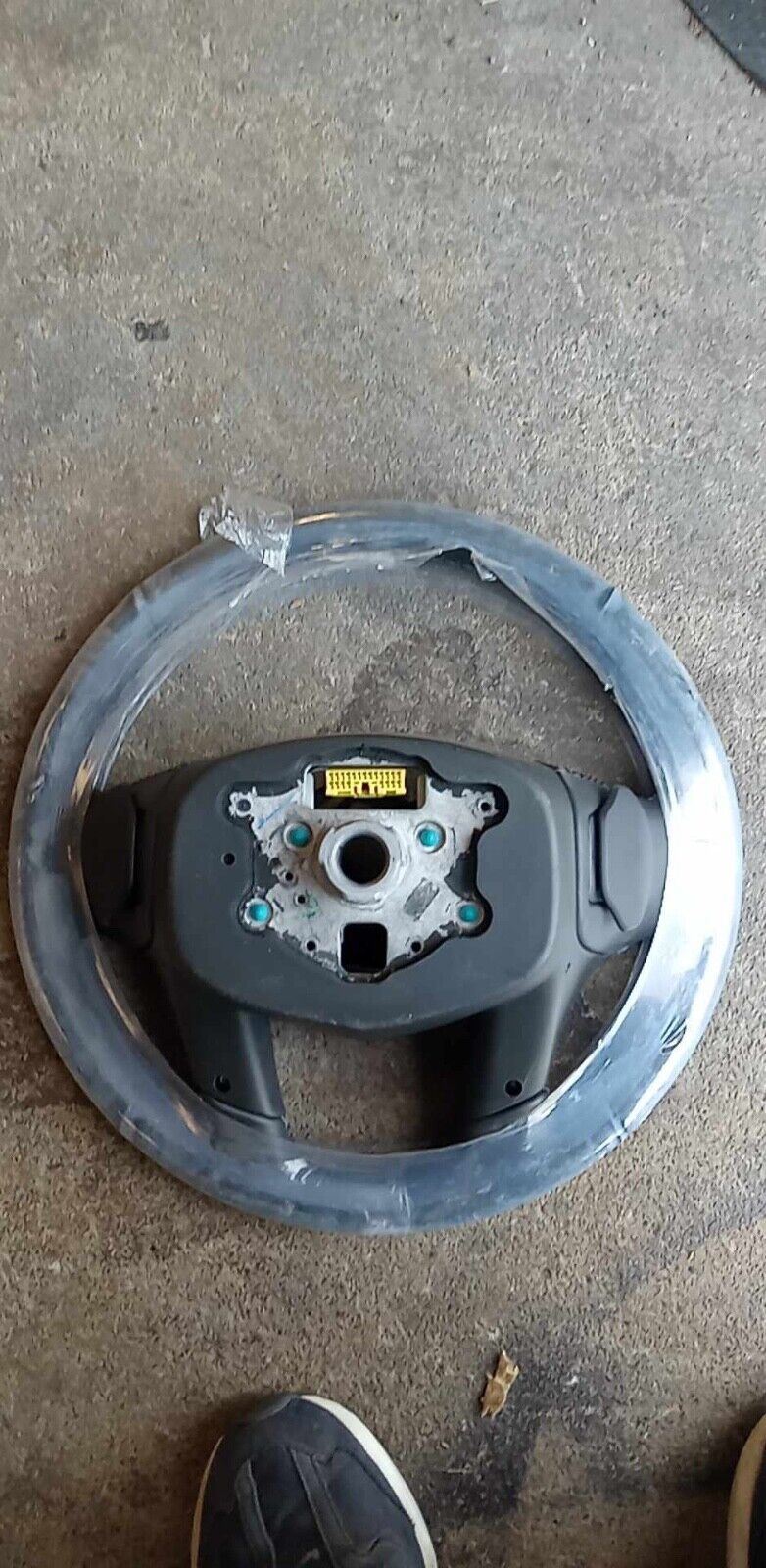 OEM 2017-2021 Cadillac XT5 Steering Wheel Wood Grain/Black Heated 84214043