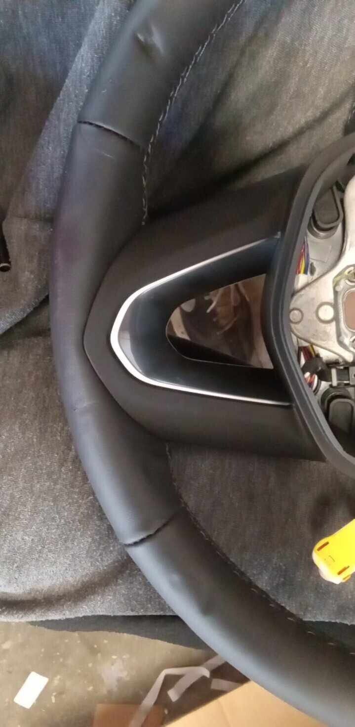 OEM 2020-2022 CADILLAC CT4 CT5 STEERING WHEEL W/HEAT COLLISION WARNING 84756005