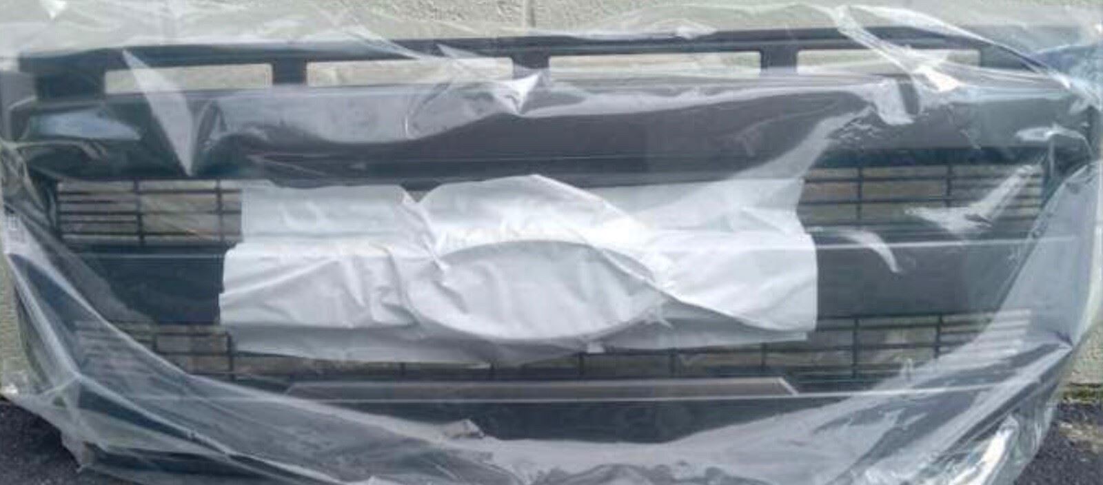 OEM | Pallet of 10 NEW GRILLE 3-BAR FORD F-150 MAGNETIC  15-17