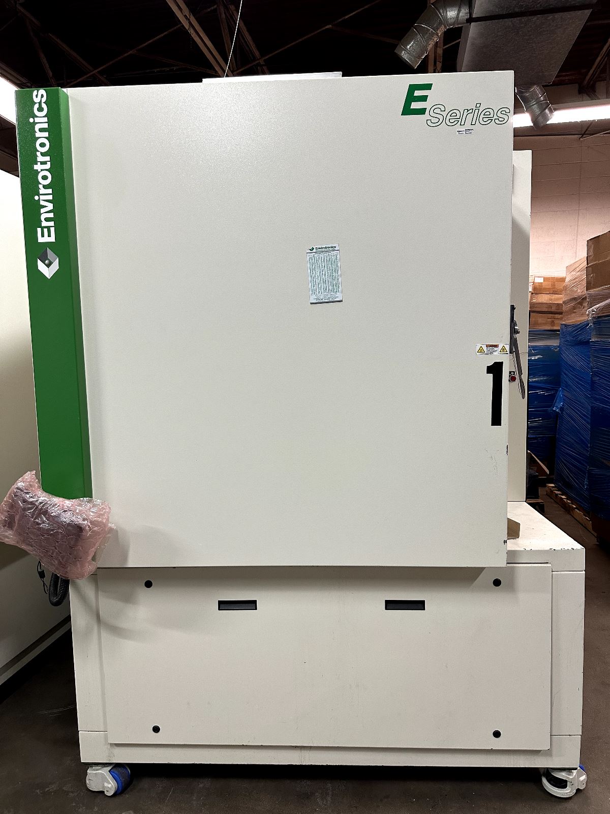 Thermotron Environmental Testing Chamber Zero Degrees Celsius to 180 Centigrade