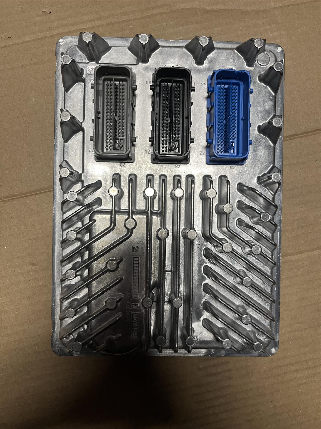GM Engine Control Module ECM ECU 12704476 OEM