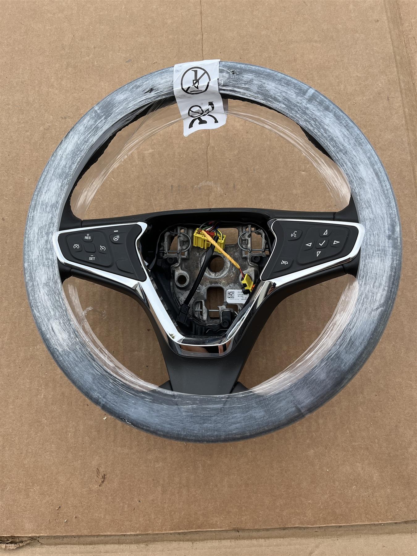 GM 39114684 Black Steering Wheel