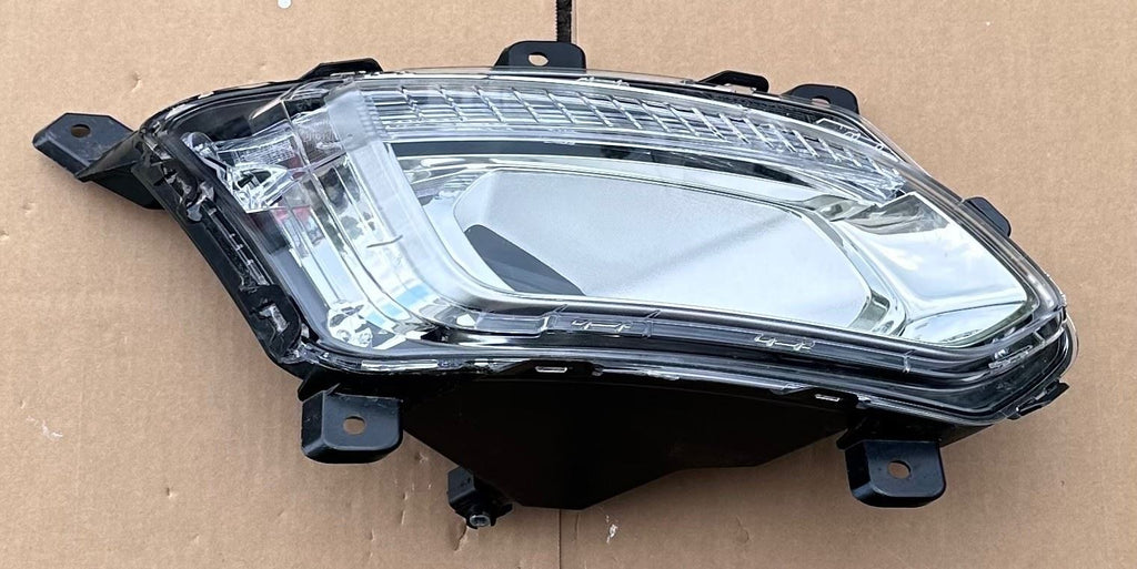 OEM | Fog Light Passenger Side Fits 16 - 17 Equinox 23375569