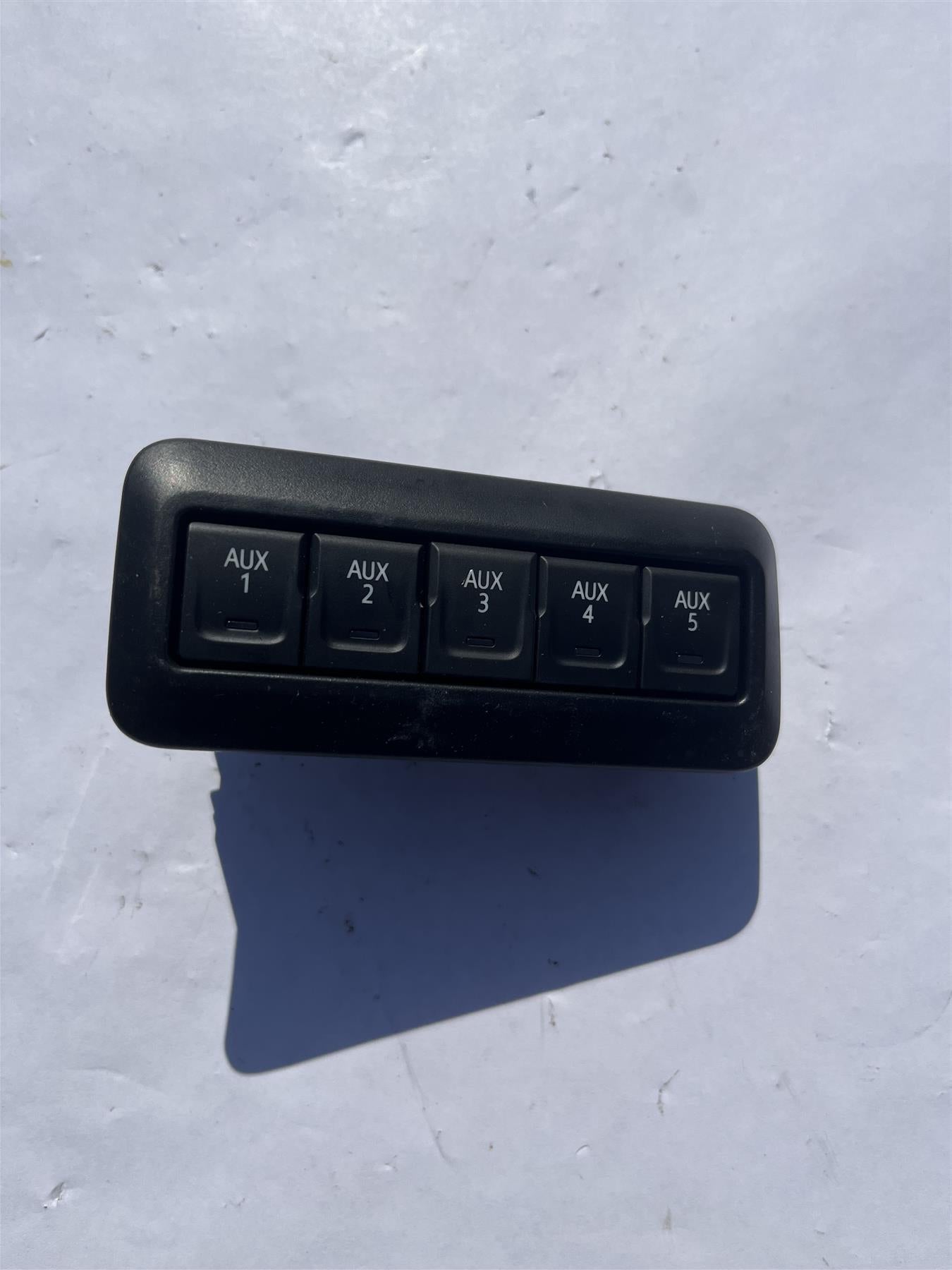 Genuine GM Accessory Switch Assembly 85080553 - OEM Replacement