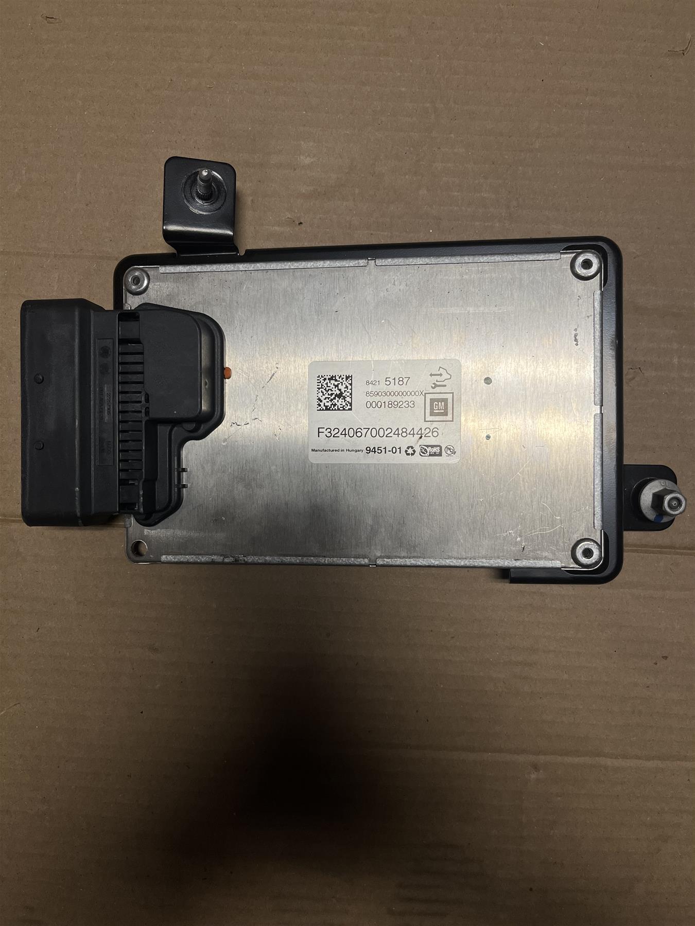 Chevrolet GMC 8-Inch Infotainment Display Module OEM 84215187