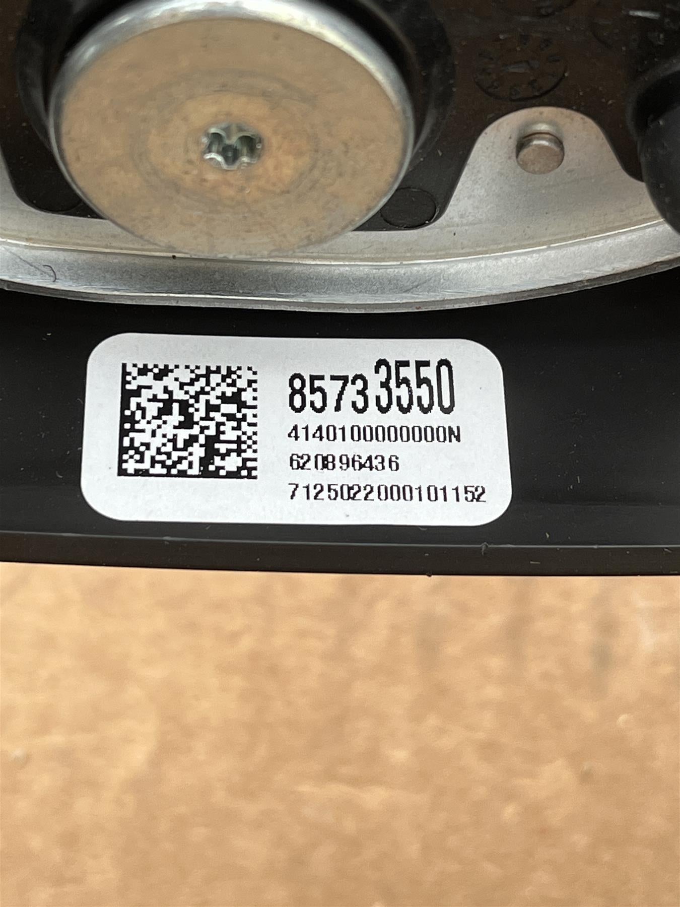 GM 85733550 Jet Black Steering Wheel for 2023 Chevrolet Colorado