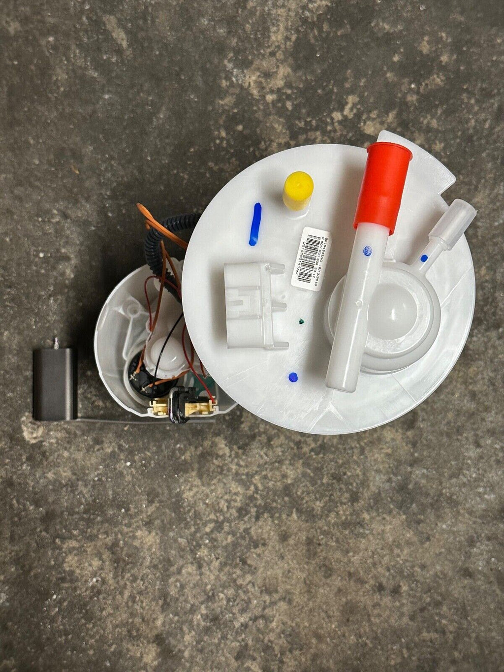 Genuine Mopar Fuel Pump/Level Unit Module Kit 68567295AA