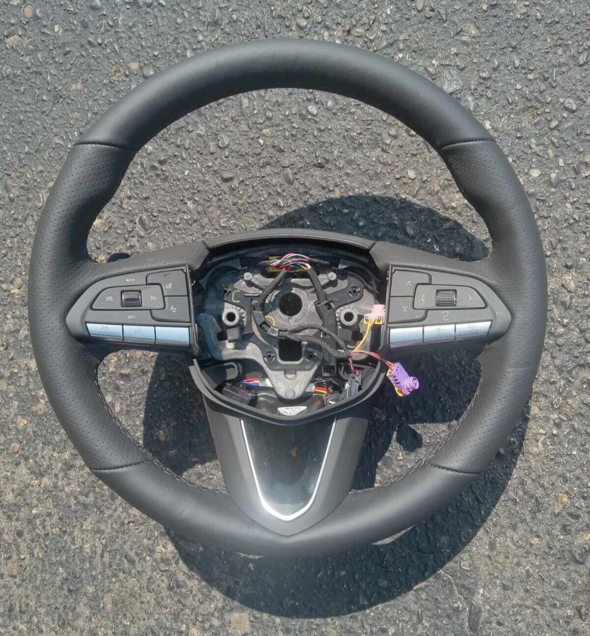 OEM 2020-2022 CADILLAC CT4 CT5 STEERING WHEEL W/HEAT COLLISION WARNING 84756005