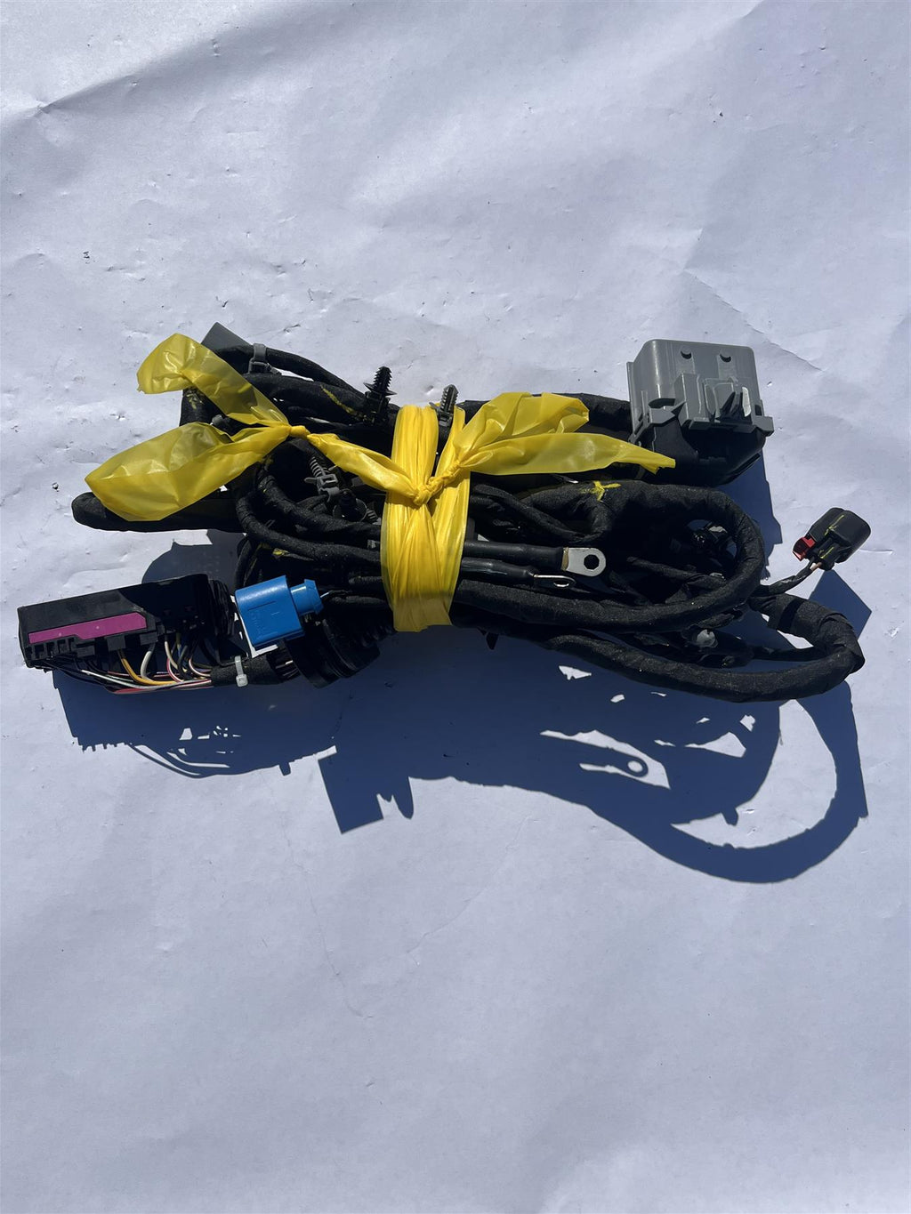 Genuine GM Wiring Harness 84564367 OEM Electrical Assembly