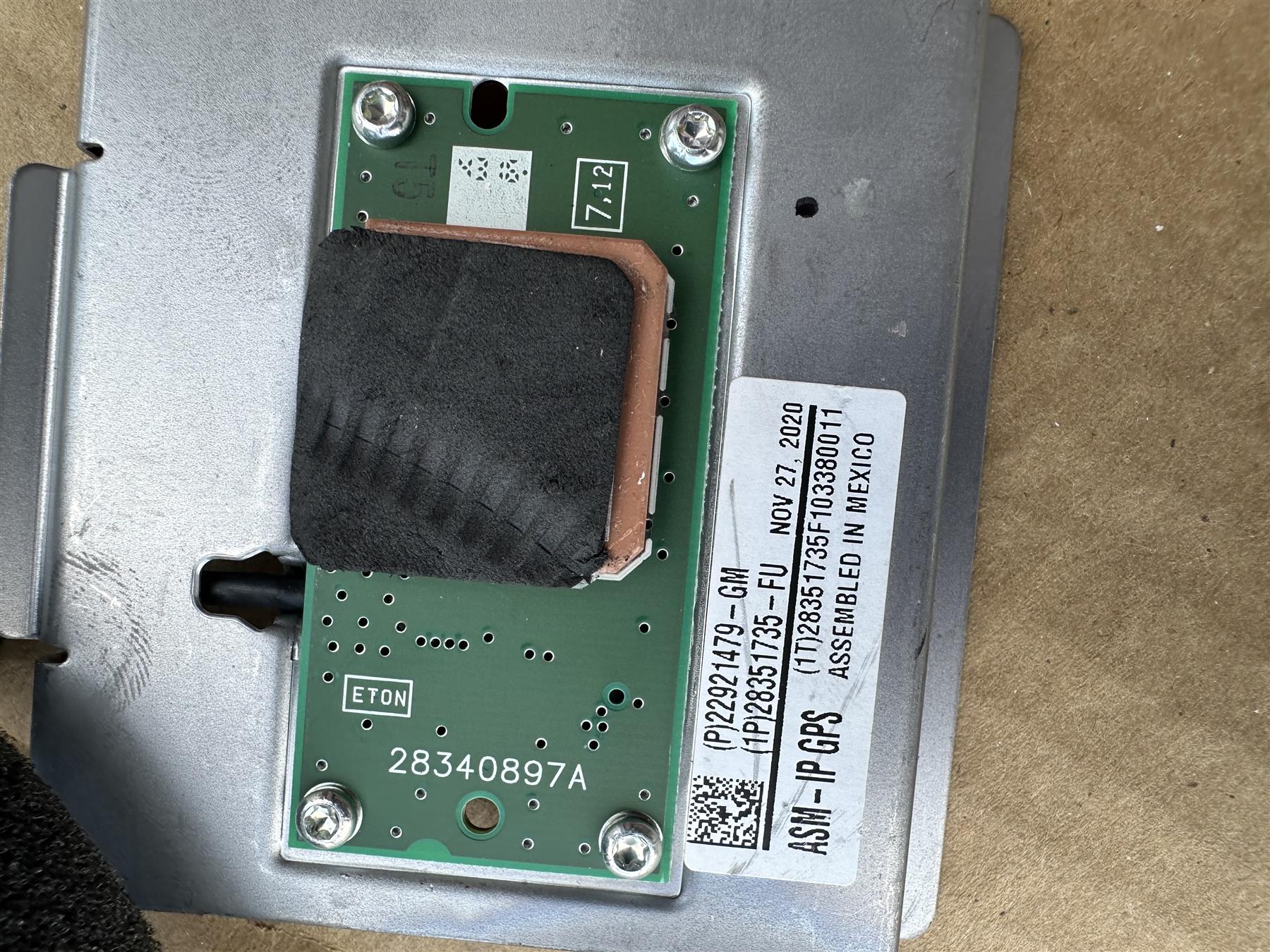 Genuine GM 22921479 Electronic GPS Navigation Antenna