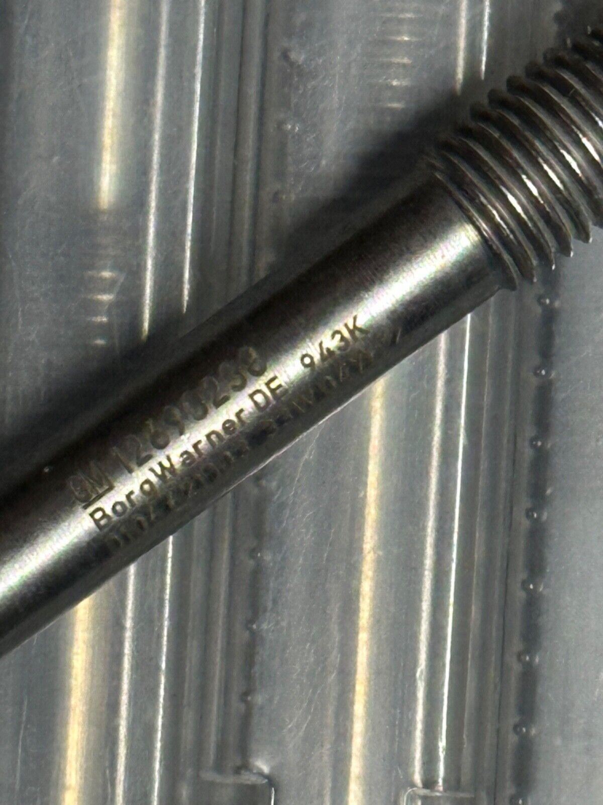 New OEM Glow Plug 12690238 Fits 2017 - 2022 6.6L Chevy GMC