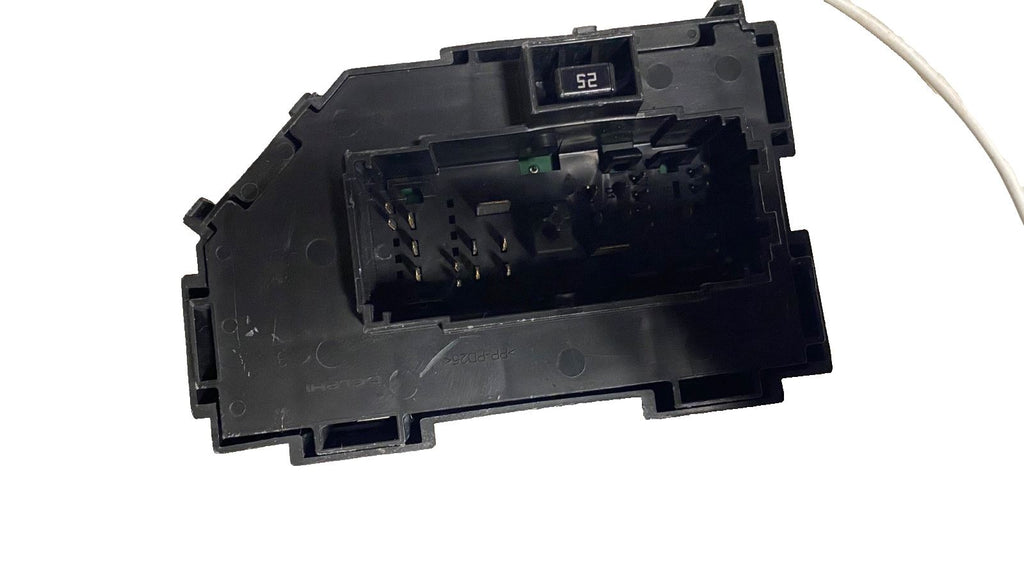 OEM | Fuse Block fits 2007-2011 Sierra GM 20828608