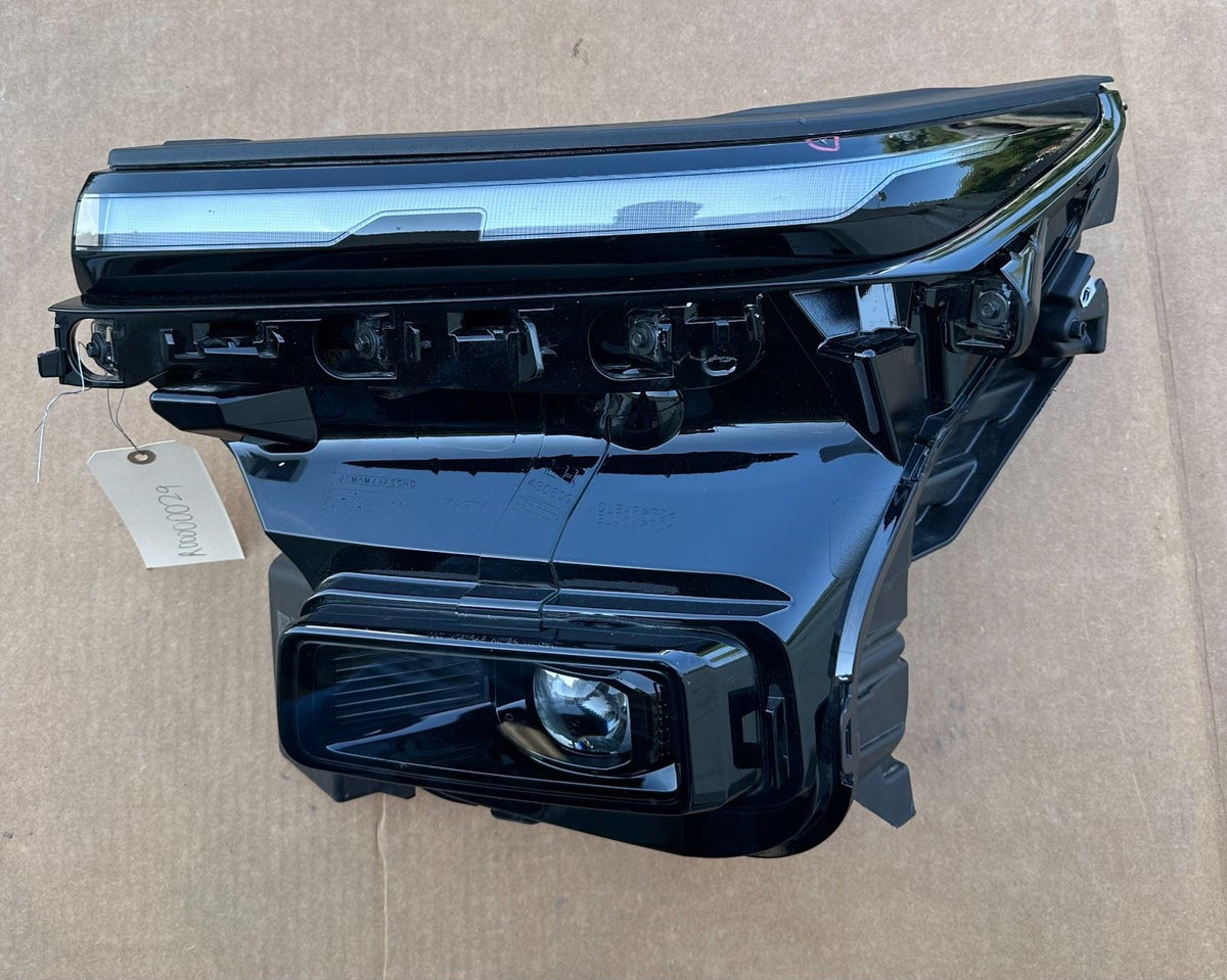 OEM GM Driver Side LH Headlight Assembly 26584710 | Chevy Blazer EV