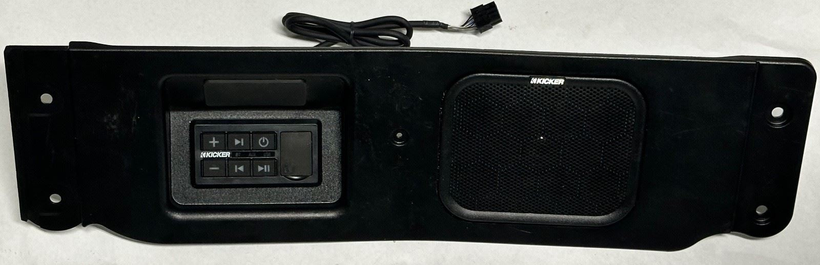 GM 19435808 Tailgate Bluetooth Audio System by Kicker Right Speaker Only