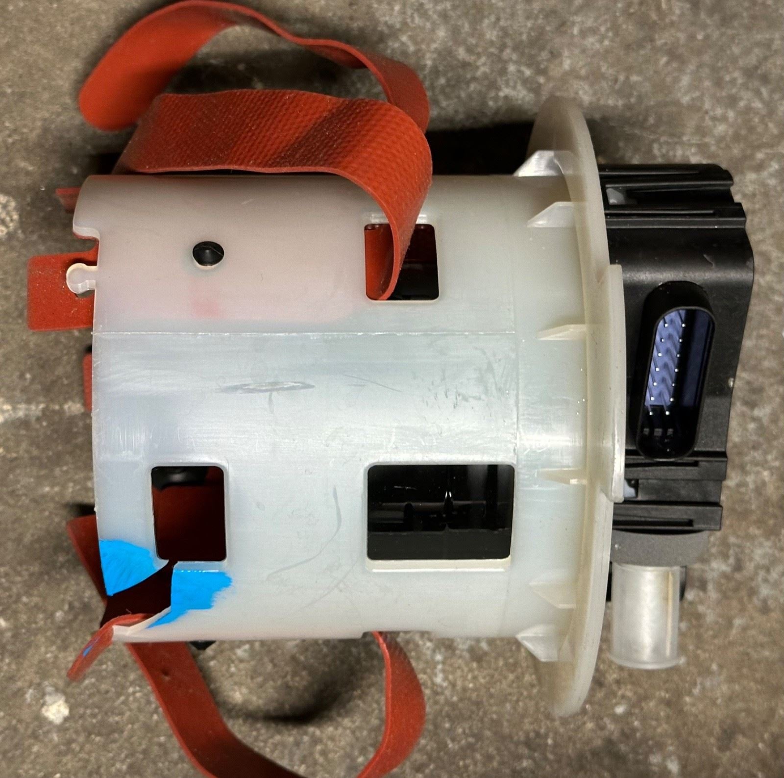 OEM | DEF Pump Fits Chevy GMC 2500/3500 17-19 6.6L 84162464 84545443