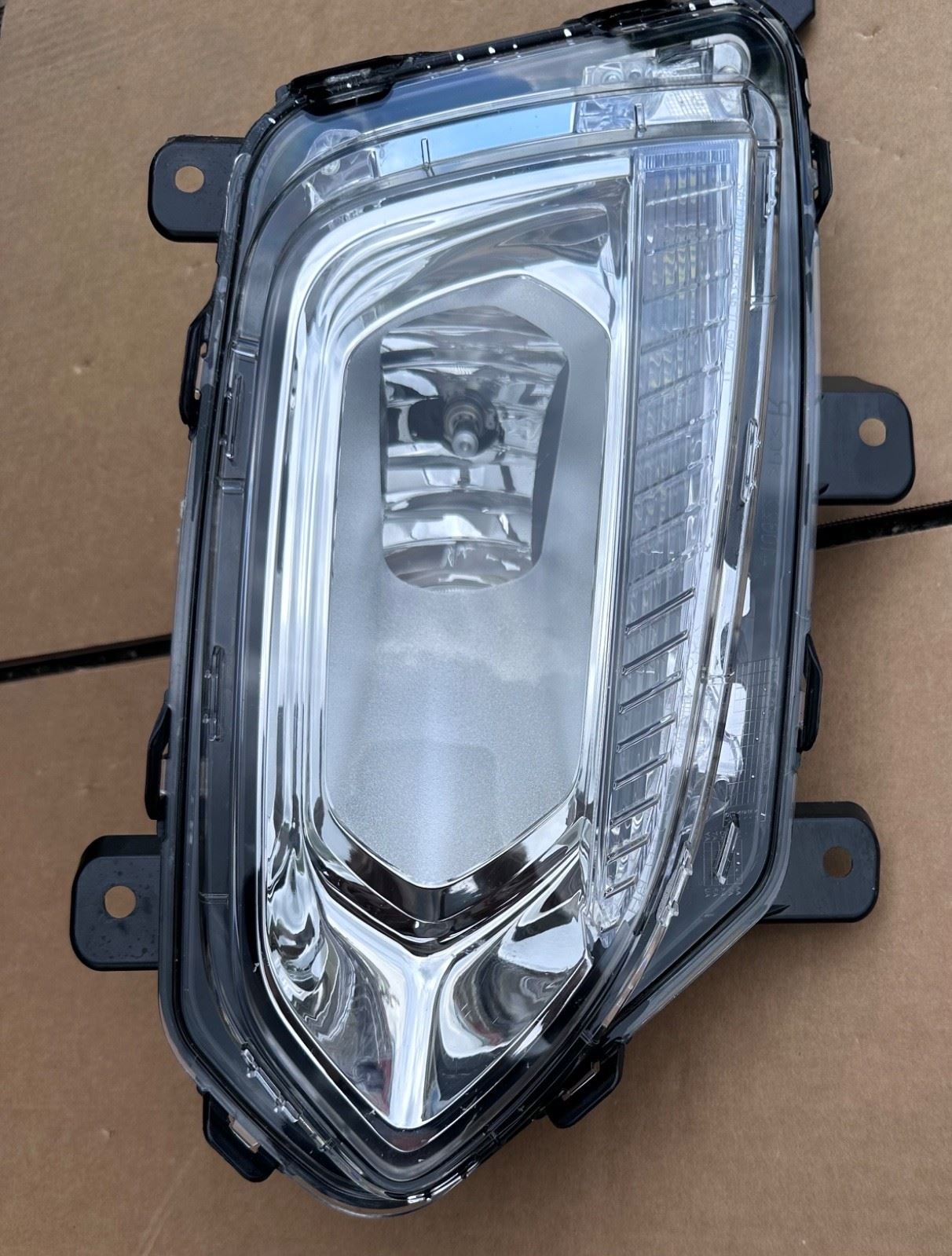 OEM | Fog Light Passenger Side Fits 16 - 17 Equinox 23375569
