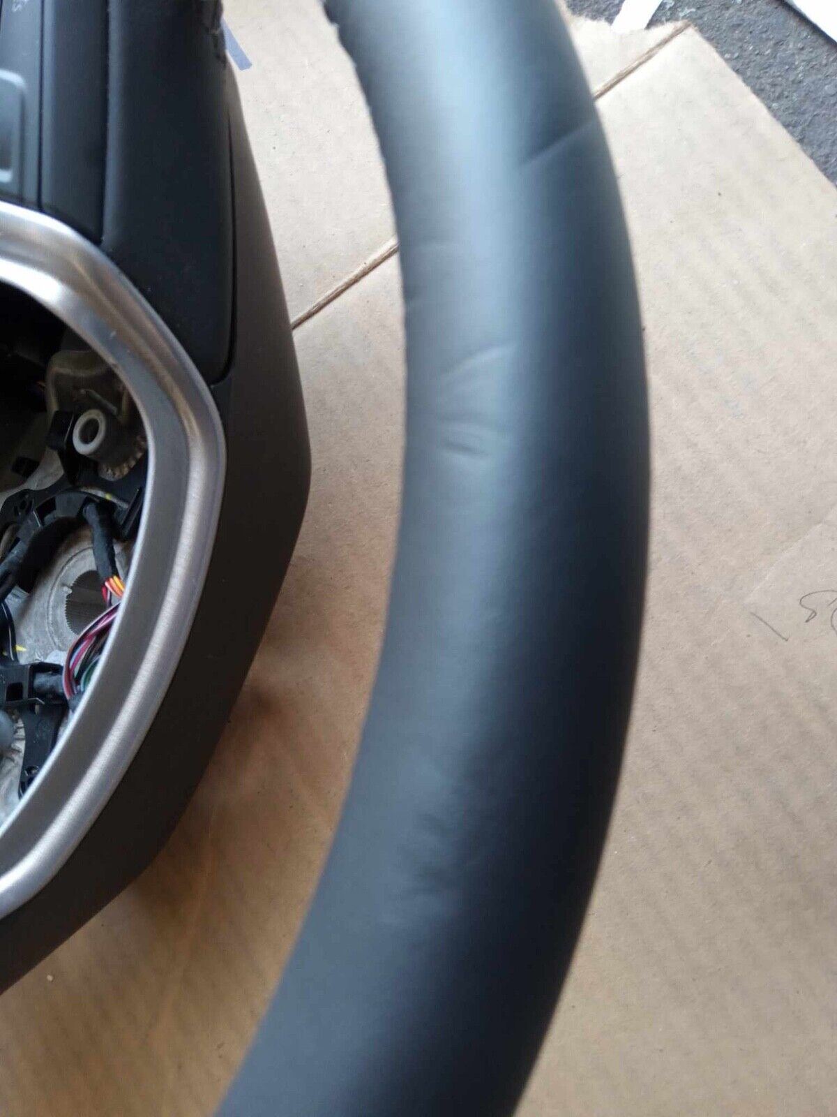 OEM 19-22 GMC Sierra 1500 Black Leather Steering Wheel 84946331