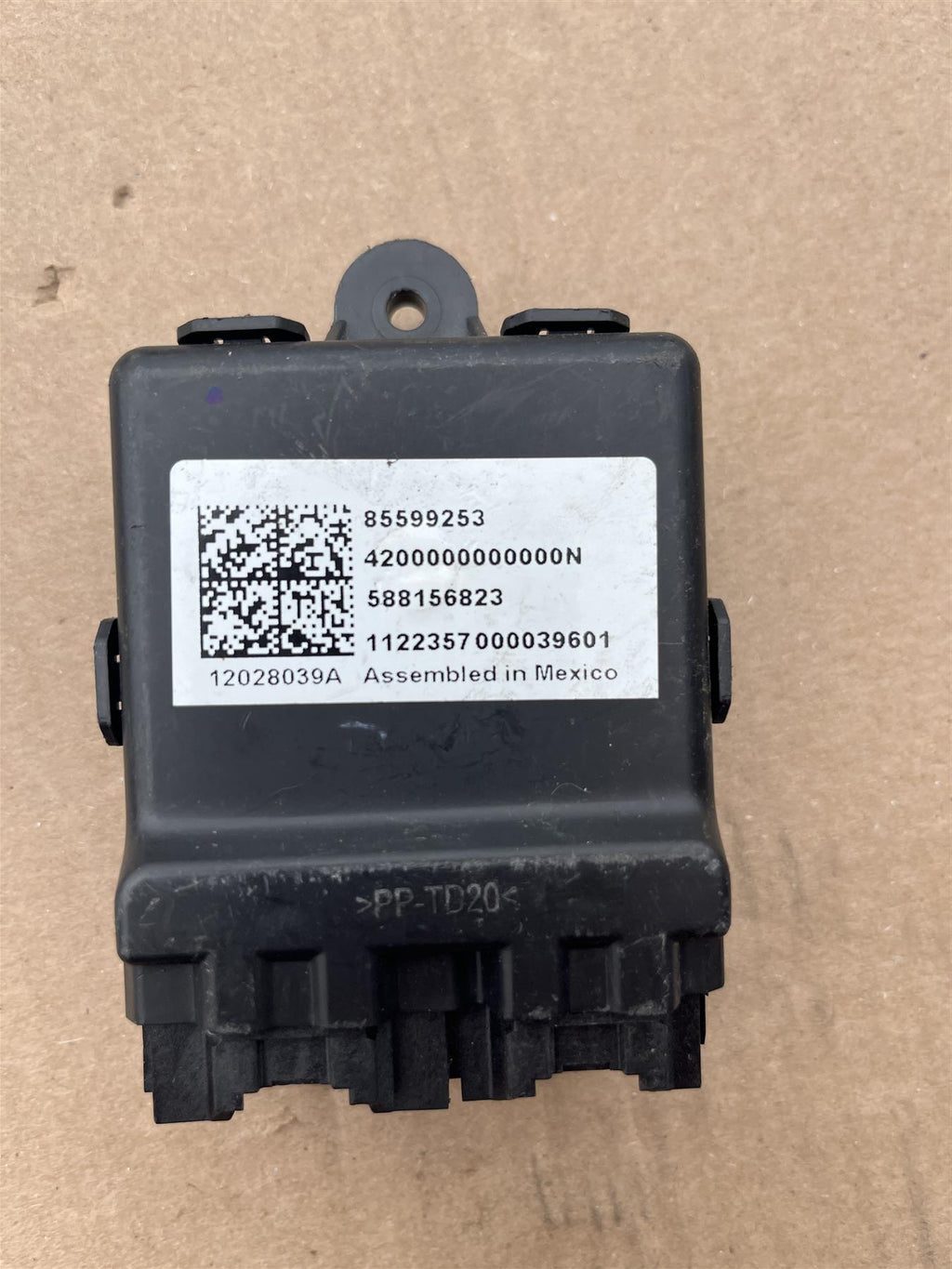 OEM GM 85599253 Rear Seat Heater Control Module Silverado Sierra