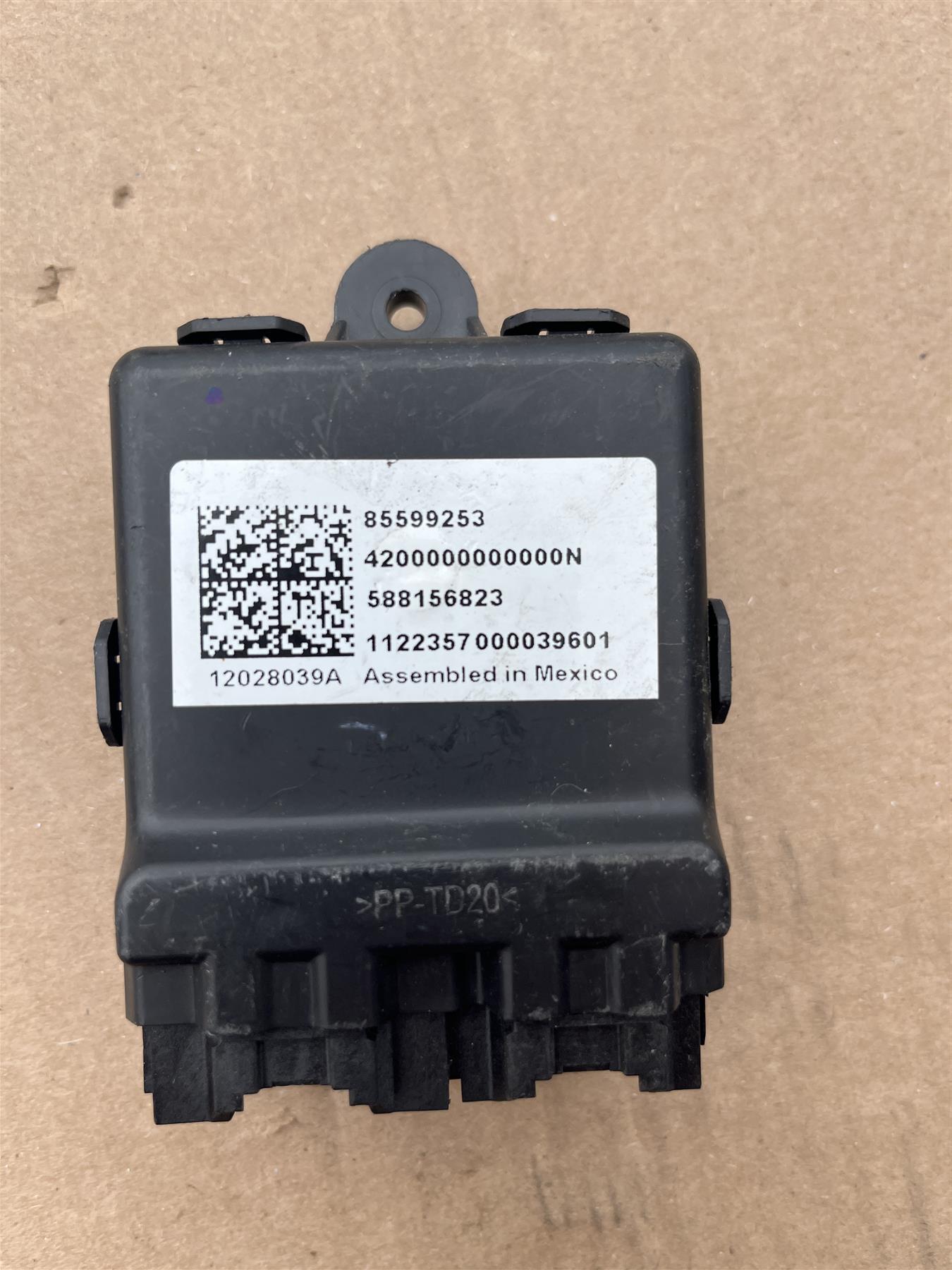 OEM GM 85599253 Rear Seat Heater Control Module Silverado Sierra