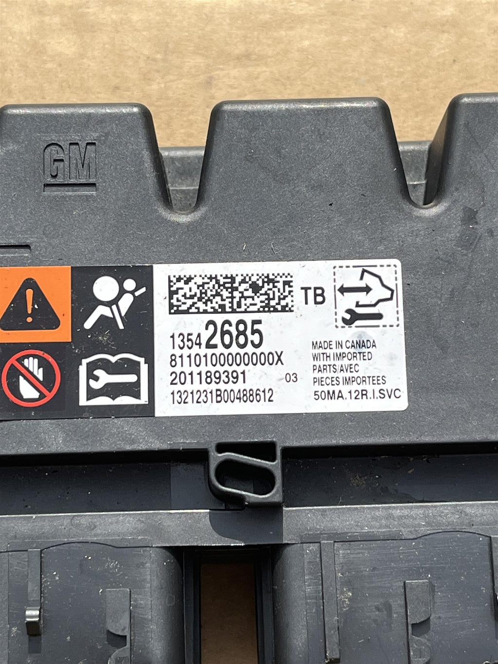 Genuine GM 13542685 Restraints Control Module OEM SRS