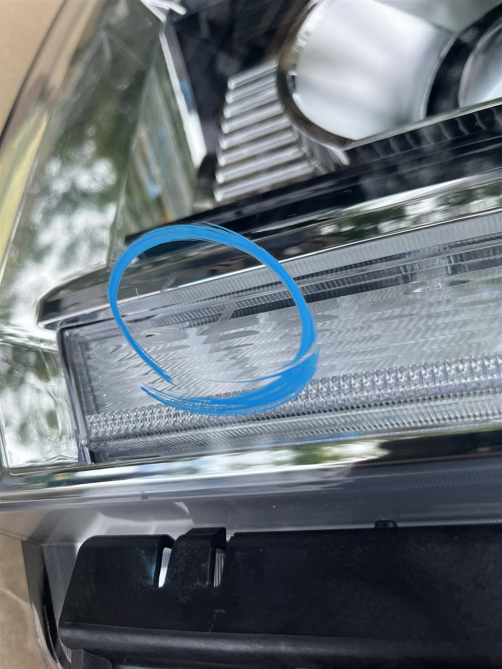 OEM General Motors Headlight 84144047 Genuine GM Front Lamp