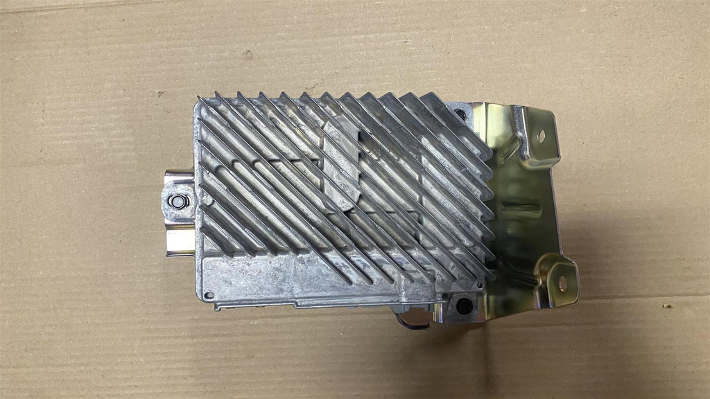 GM Radio Receiver Infotainment Module 84087759 OEM