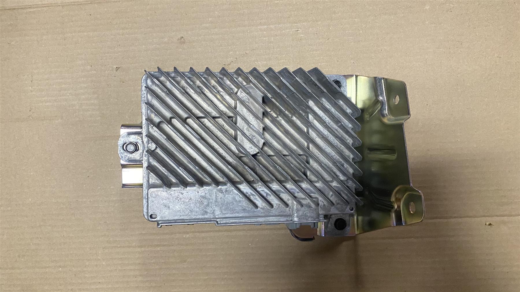 GM Radio Receiver Infotainment Module 84087759 OEM