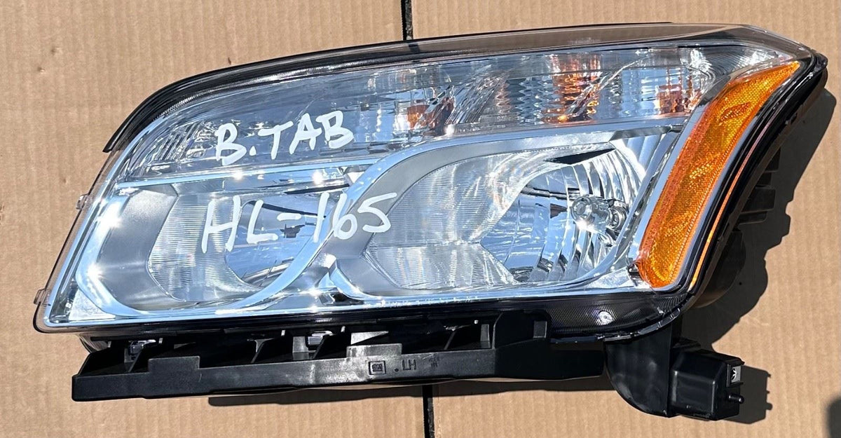 OEM | Headlight Assembly Driver Side 2013-2016 Chevrolet Trax Broken Tab/s