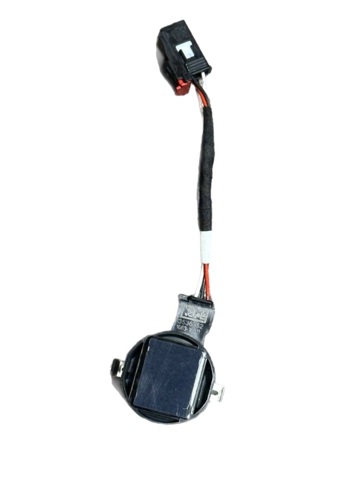 2018-2023 GM HUMIDITY AND WINDSHIELD TEMPERATURE SENSOR 13536352 NEW