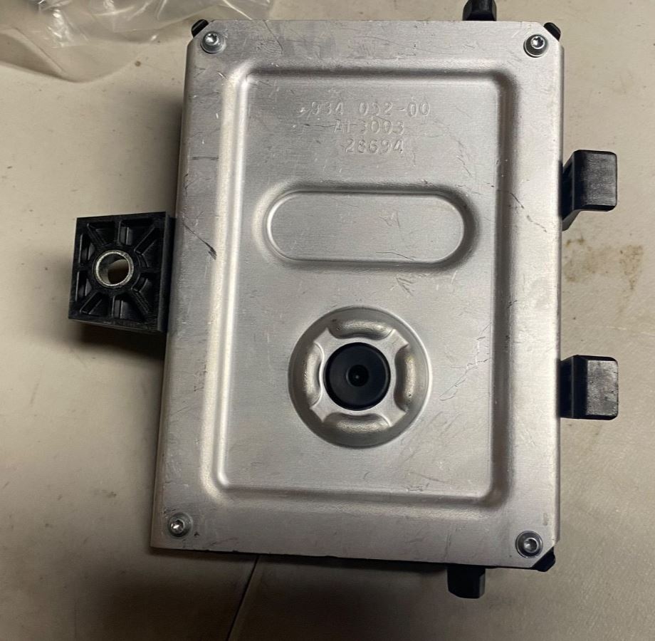 OEM | Chassis Control Module Fits 2015-2021 Encore GM 84082493