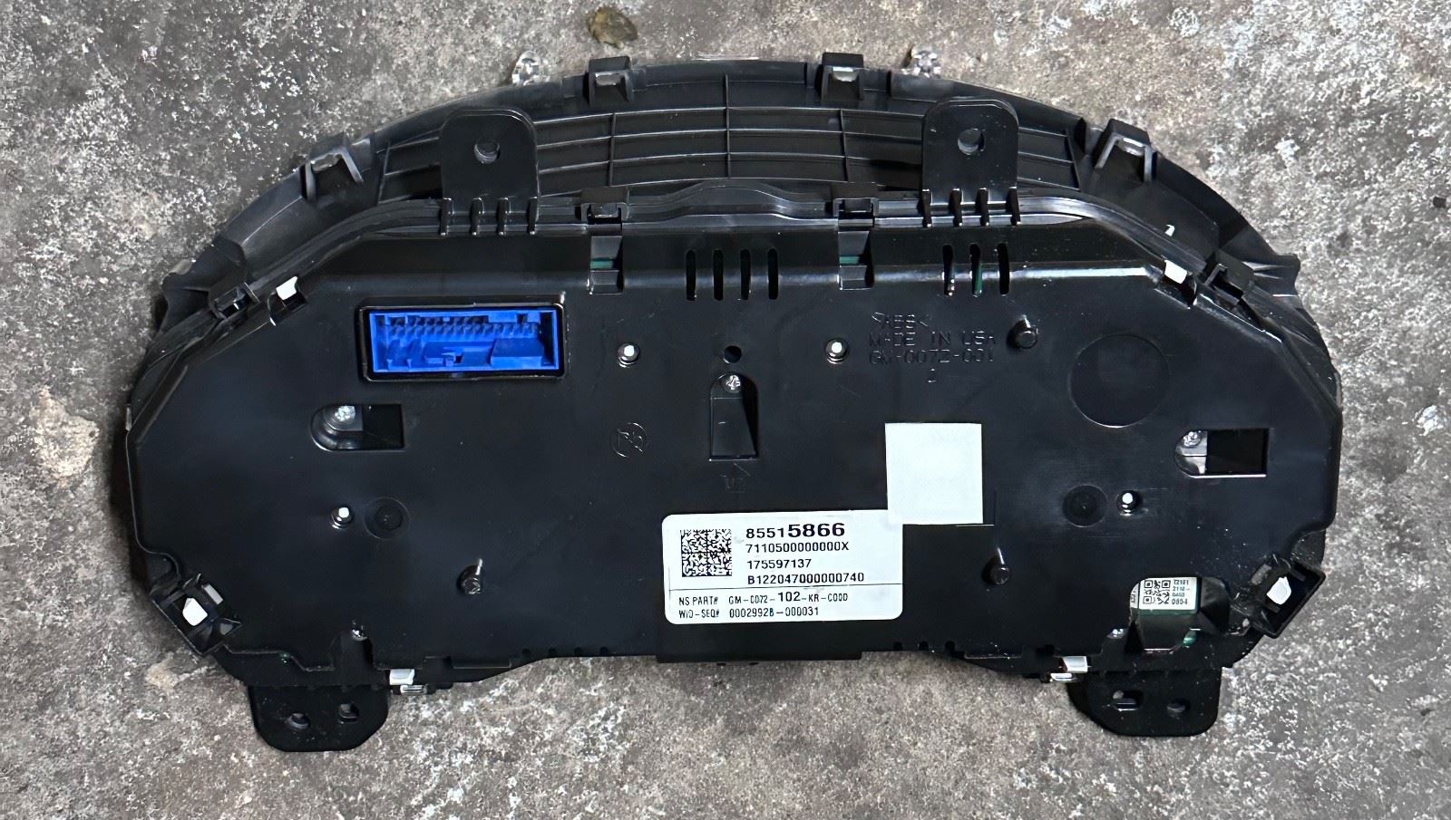 OEM | Instrument Cluster Speedometer fits Equinox 2022 - 2024 85515866