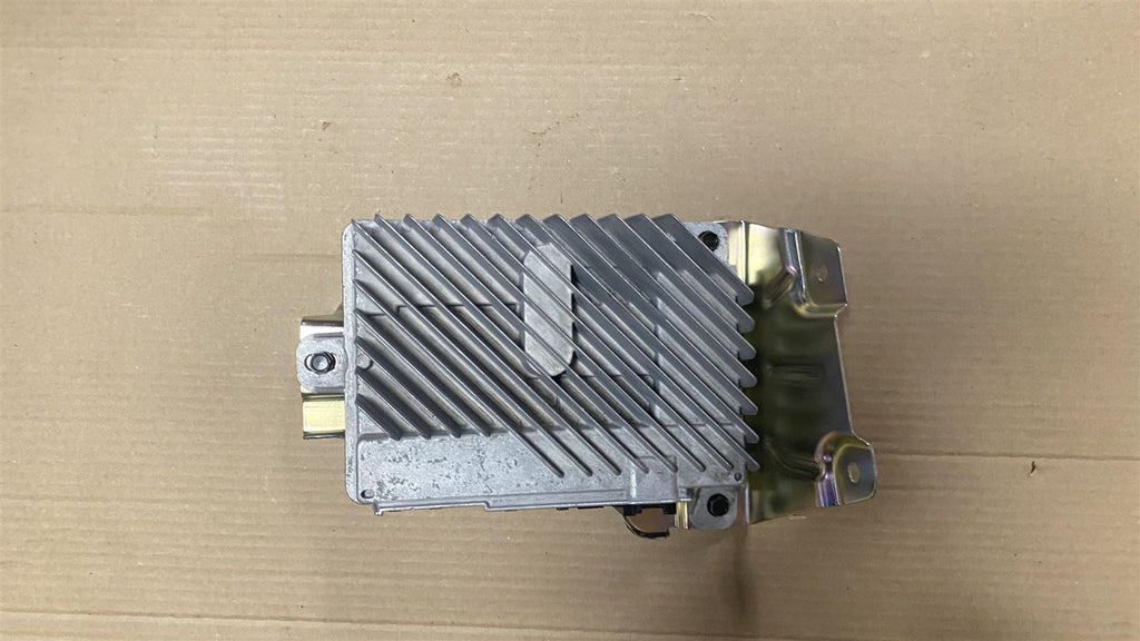 GM Front Grille View Park Assist Camera Module 84991354