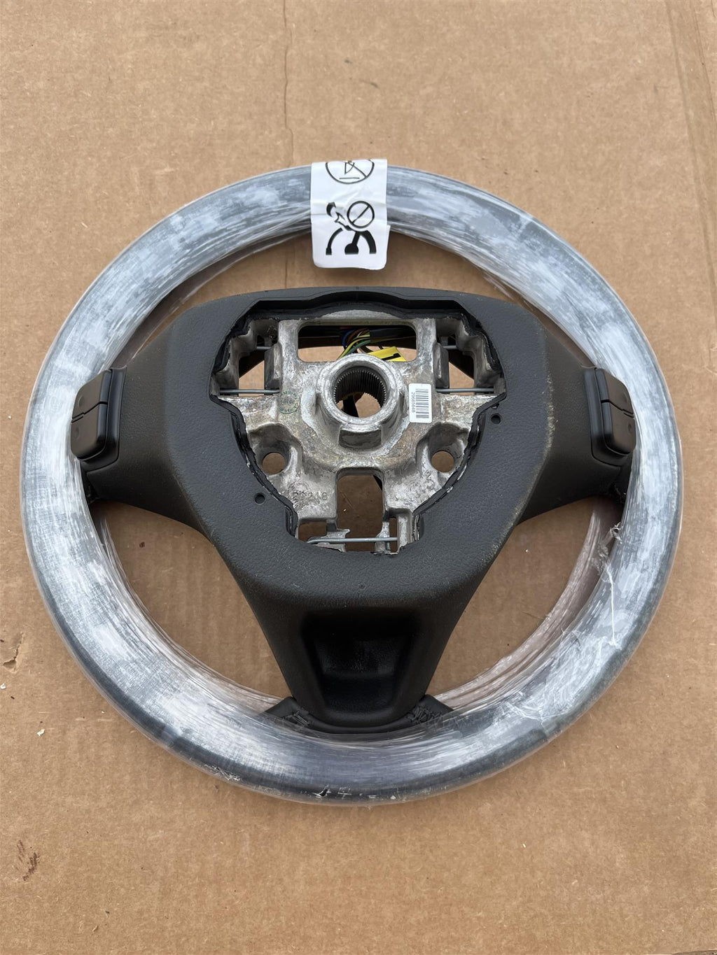 GM 39114684 Black Steering Wheel