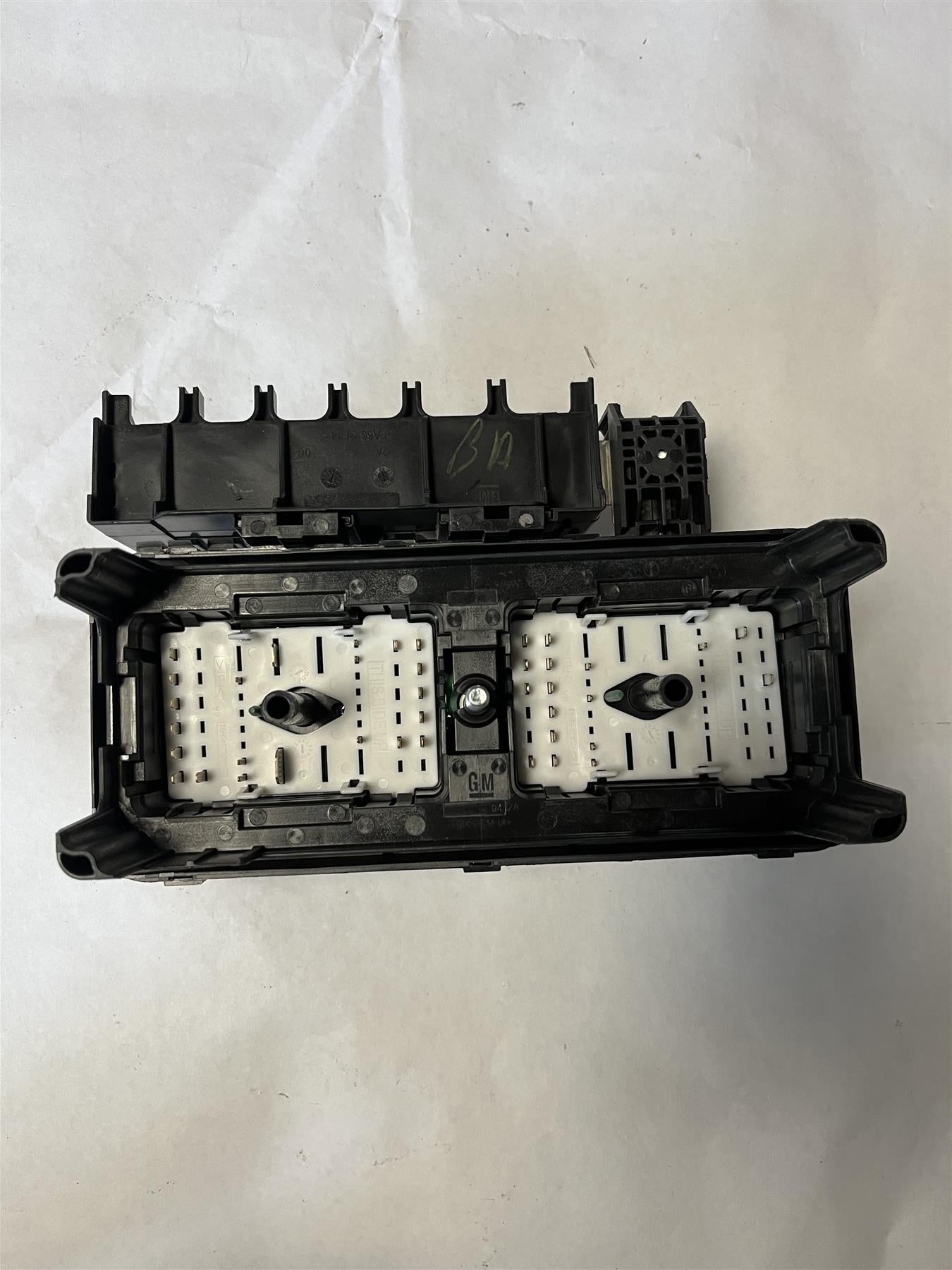 GM Engine Compartment Fuse & Relay Box 84873143 Cadillac CT5-V Blackwing OEM