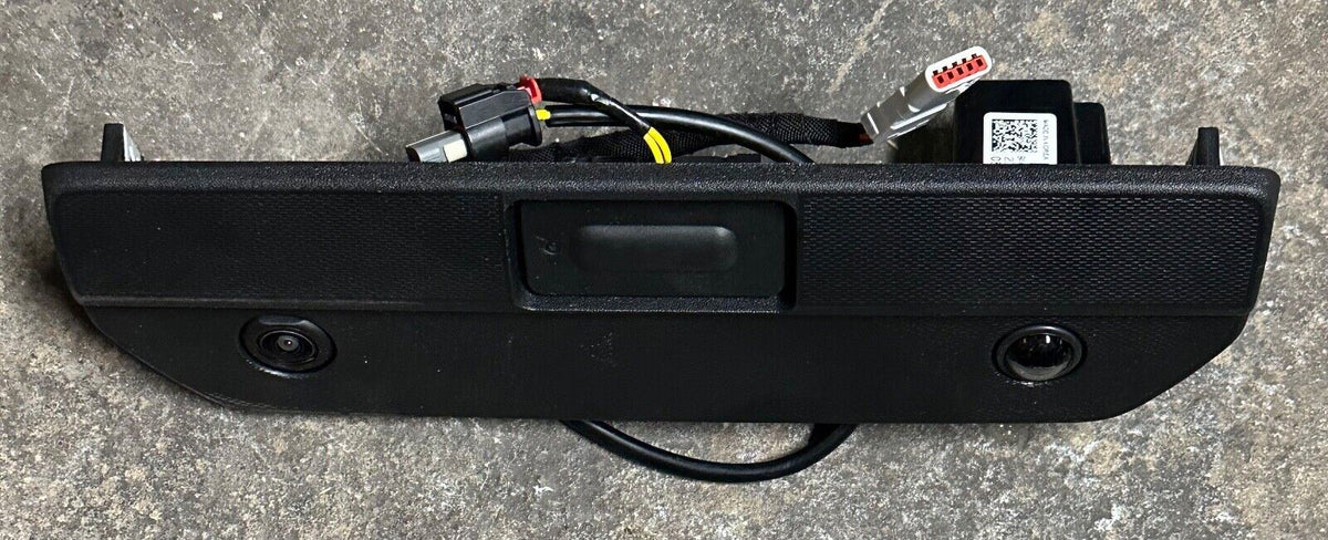 84758071 OEM Chevrolet, GMC Silverado 1500, Sierra 1500 Gate Tailgate Handle Rel