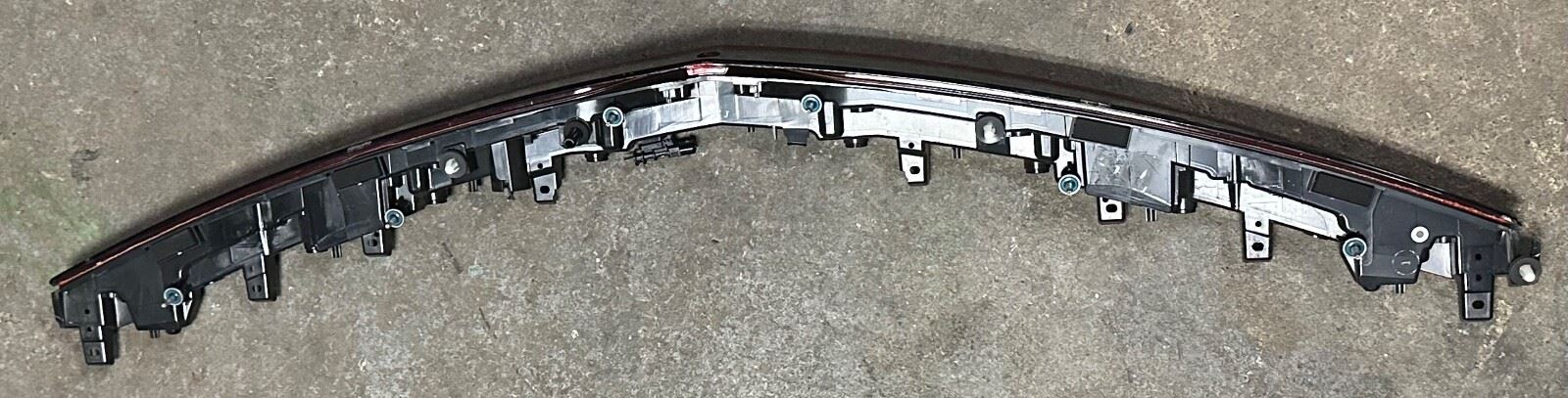 OEM | 2018 - 2019 Cadillac XTS LED Third Brake Light #84366727