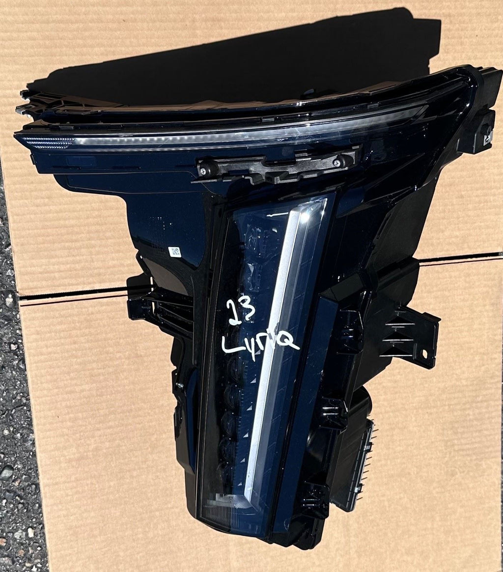 OEM | Headlight Assembly Driver Side fits 24-25 Lyriq GM 85022349