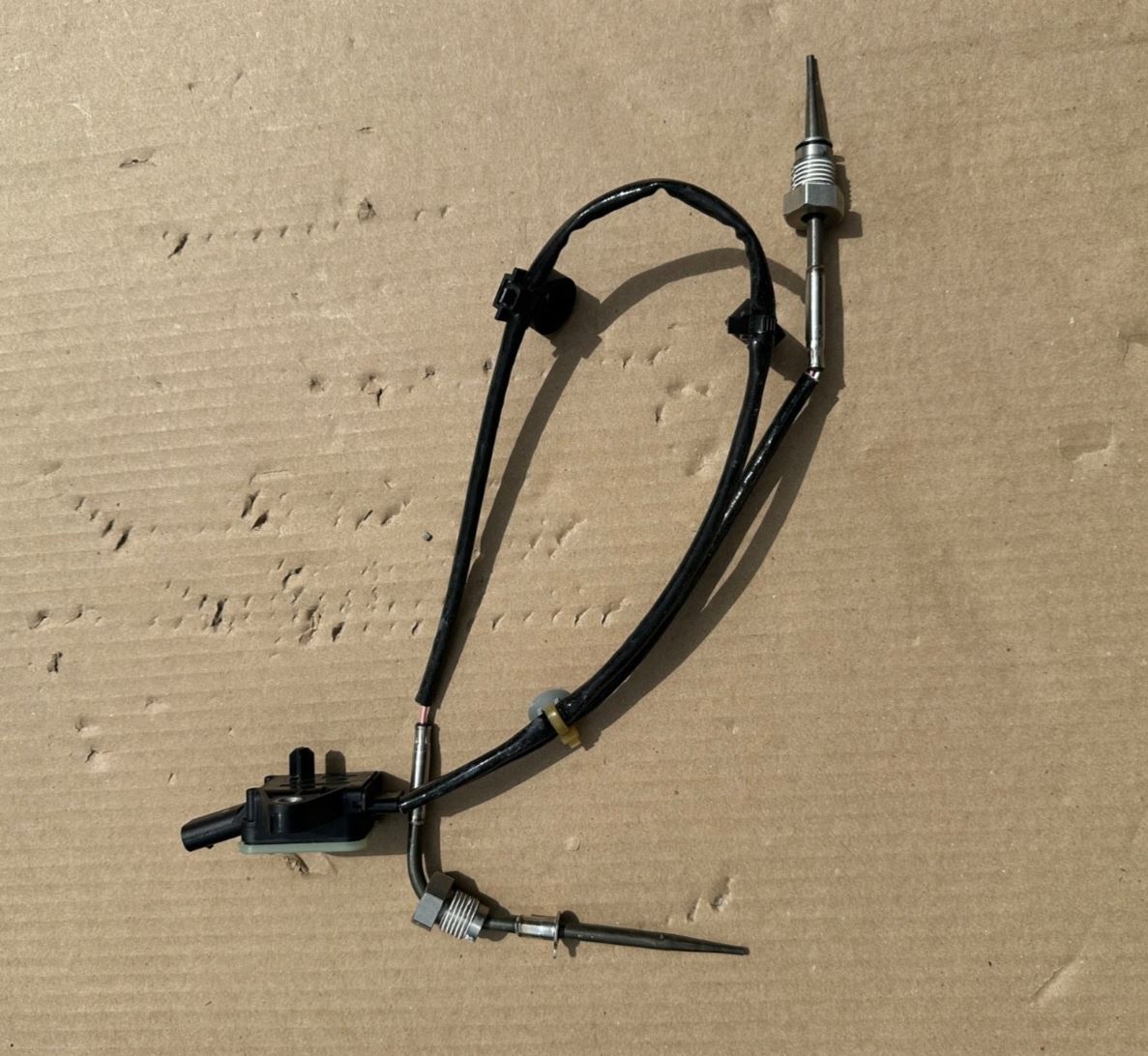 GM Genuine Exhaust Temp Sensor 40009350 - Diesel Exhaust System Sensor 2024-2026