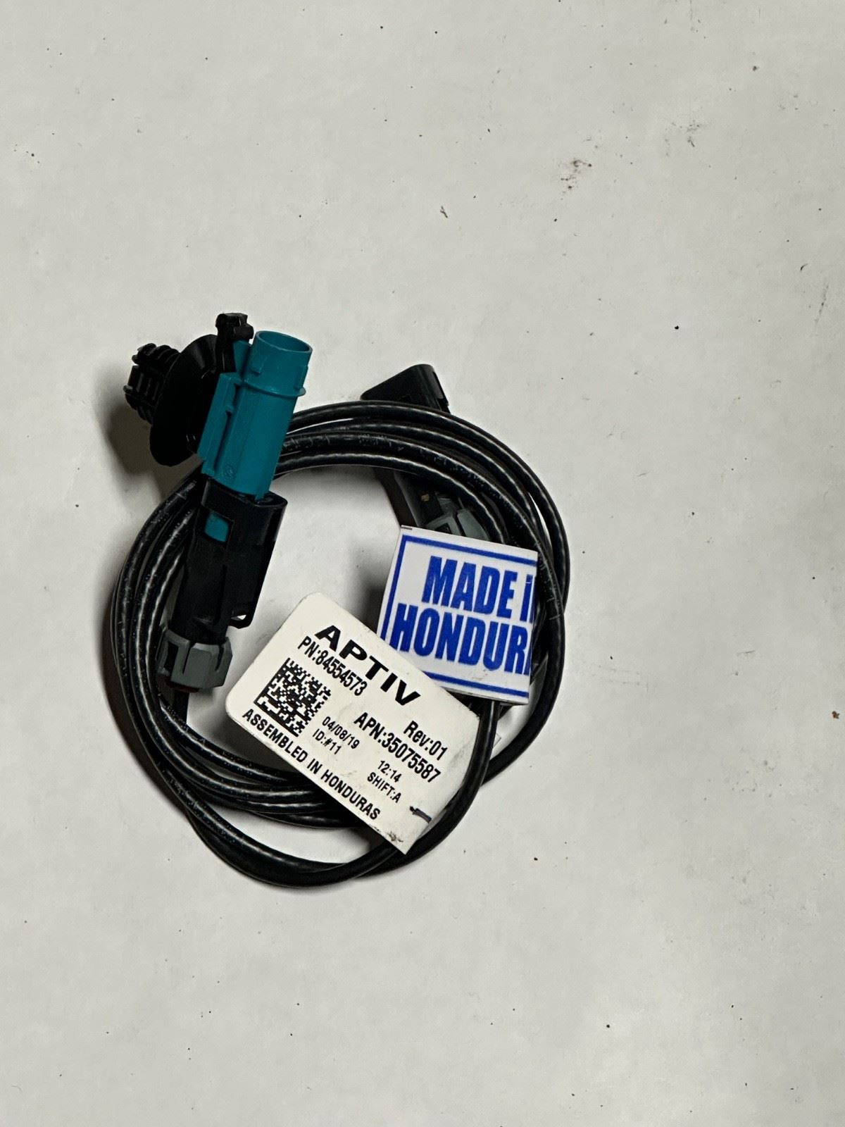 Genuine GM 84554573 Aptiv Wiring Harness Connector Pigtail for Chevy GMC Buick