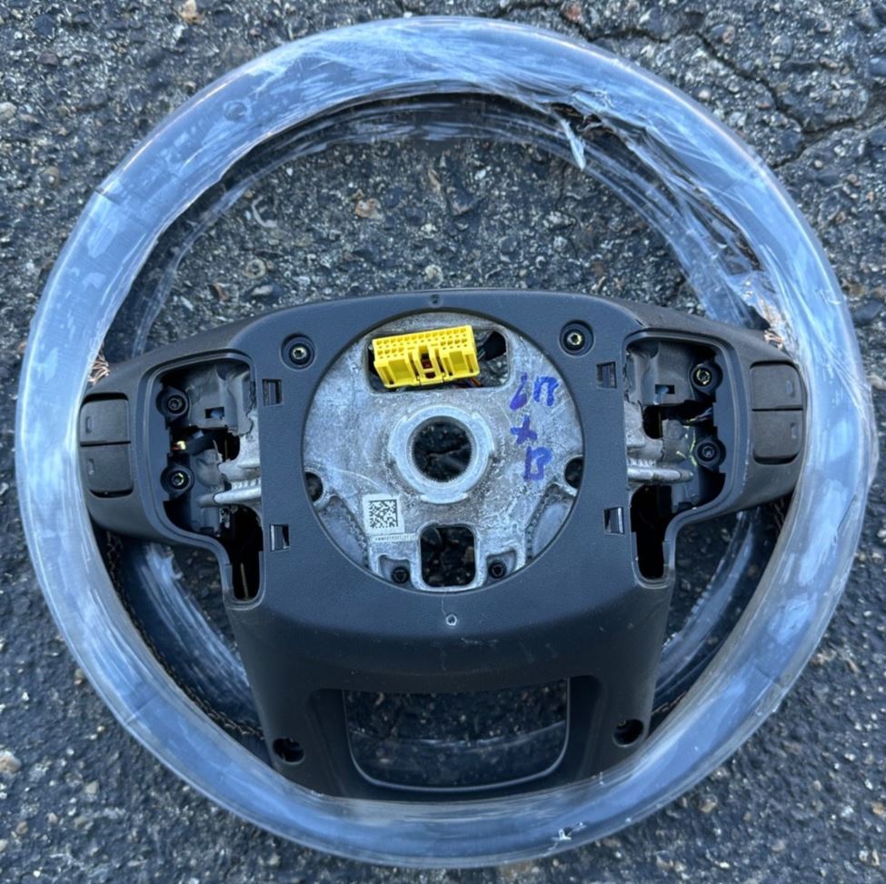 OEM | Steering Wheel Fits 2021-2024 Yukon AT4, SLT GM 87821700
