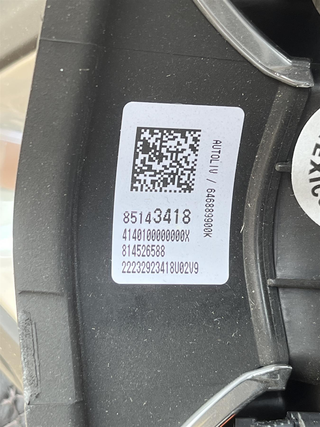 GM 85143418 Black Steering Wheel for 2020-2023 Cadillac XT4