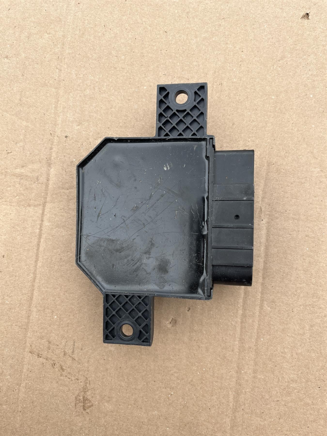 OEM GM 13565642 Fuel Pump Power Control Module Replaces 13540026