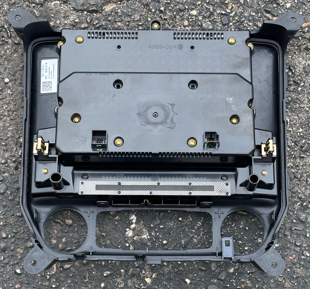 OEM | Radio Control Assembly fits 17 - 18 Silverado Sierra 1500 84638214