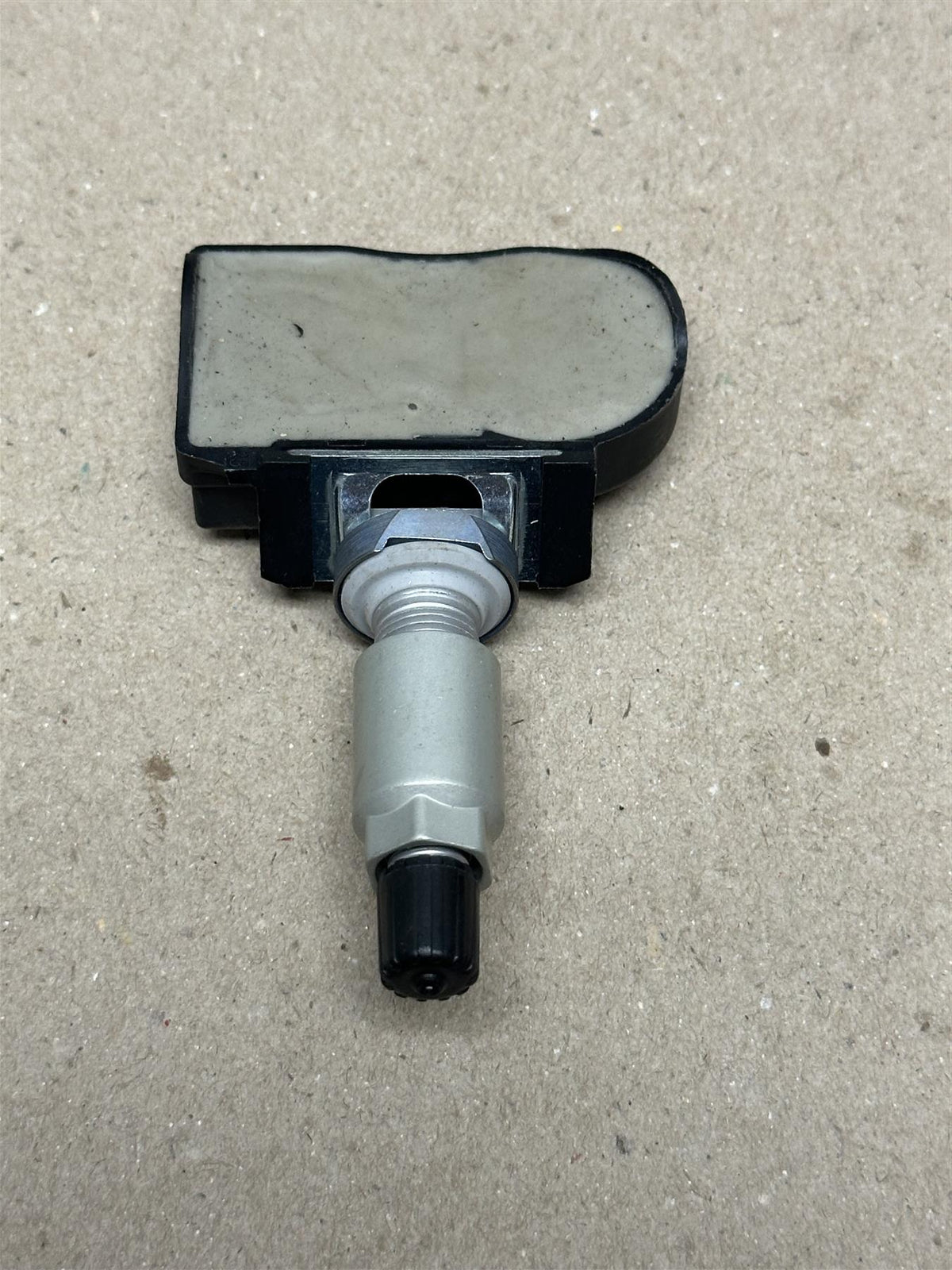 OEM GM Tire Pressure Monitor Sensor 19363996 Genuine Factory TPMS Valve
