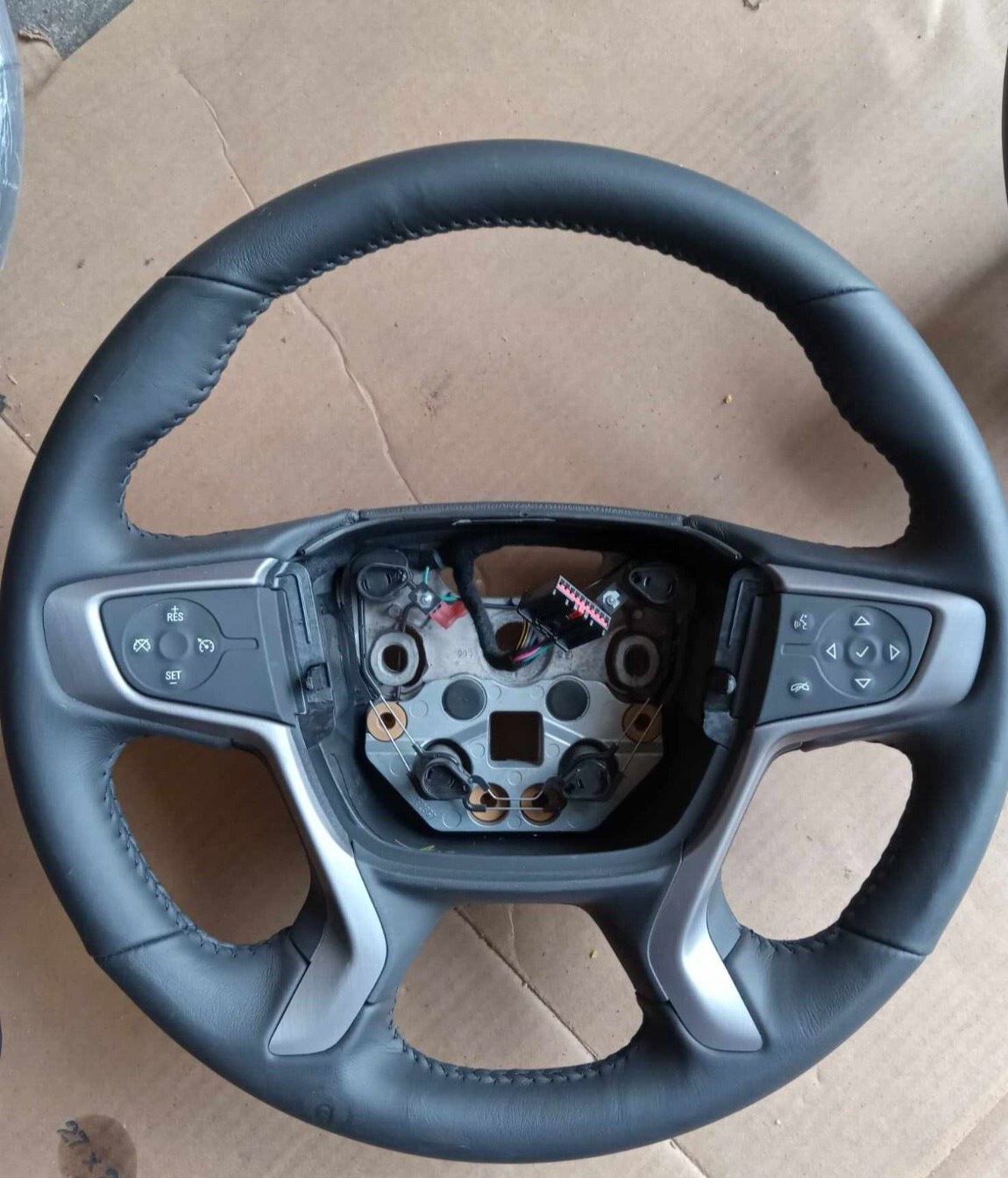 OEM 2015-2018 GMC Acadia Steering Wheel Black 84878031