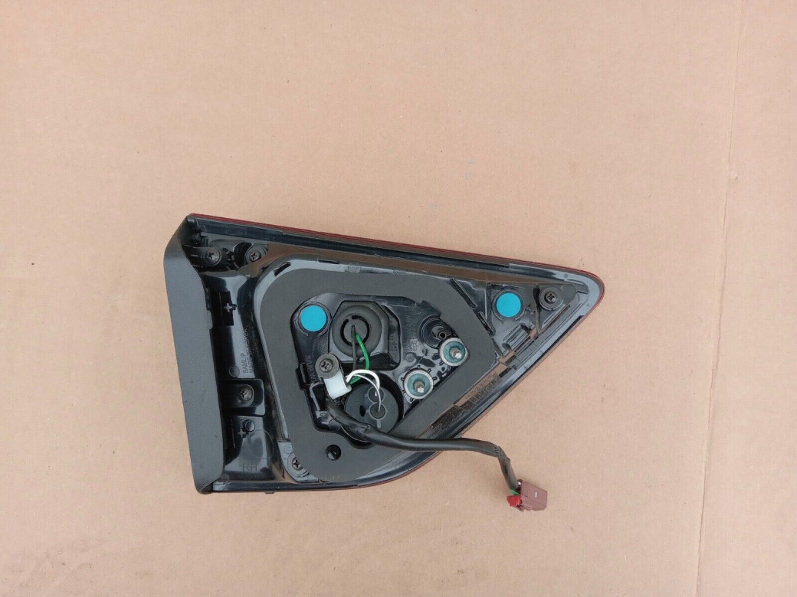 OEM 2021 - 2023 Chevrolet Trailblazer Rear Right Inner Taillight Lamp 42790320