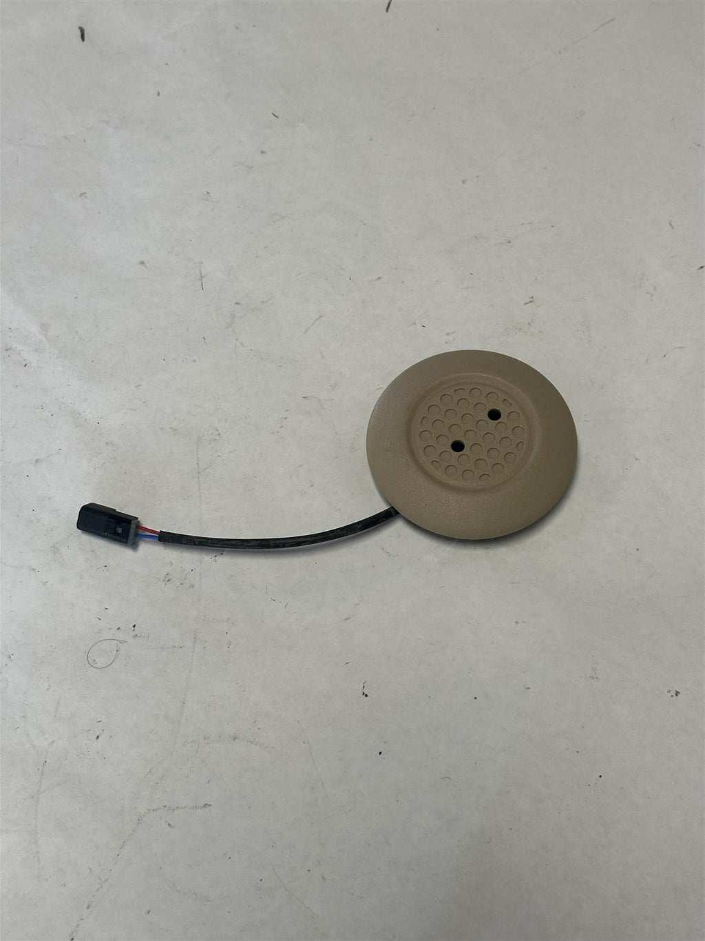 Genuine OEM GM 25932002 Overhead Microphone Cap Trim - Fits 14-16 Chevrolet Impala