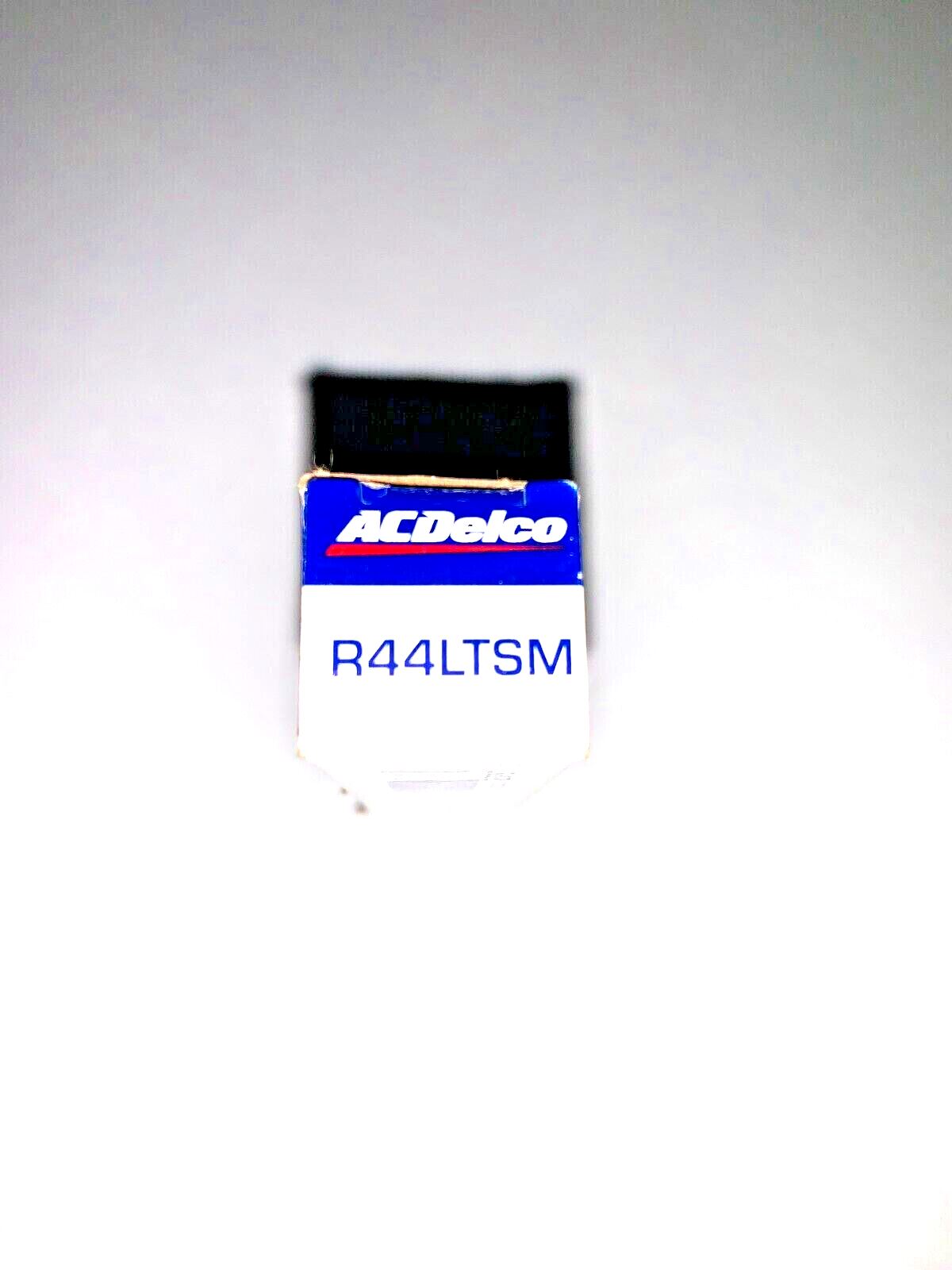 New 4 pack OEM ACDelco Spark Plugs for Cadillac Chevrolet GMC Pontiac 4#R44LTSM