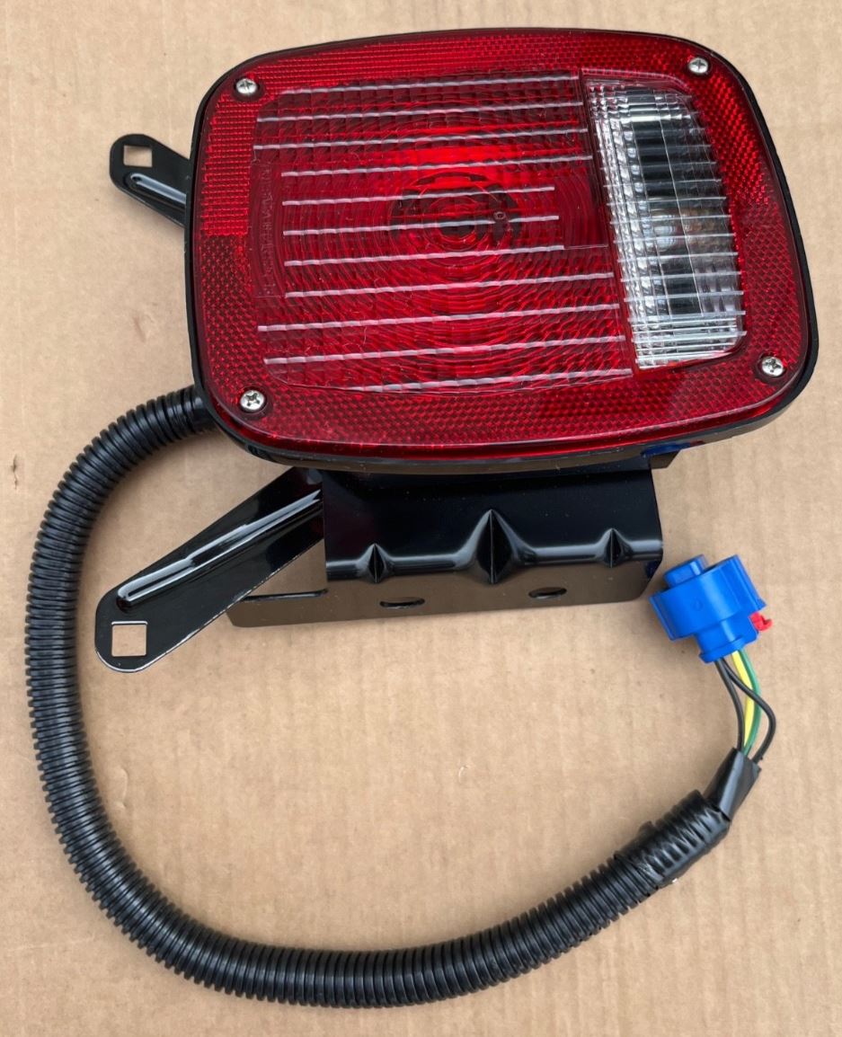 OEM | Rear Tail Light Stop Lamp Driver Side fits GM 2015 Sierra Silverado