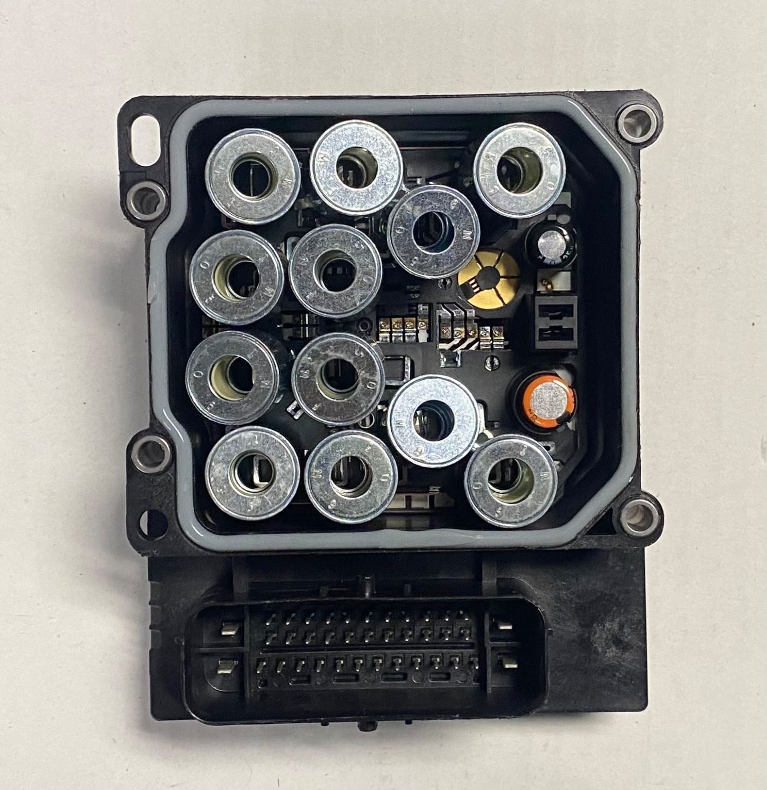 OEM | ABS Control Module fits 2012-2017 Acadia GM 20761340